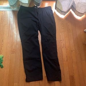 Black underarmour pants 34/32